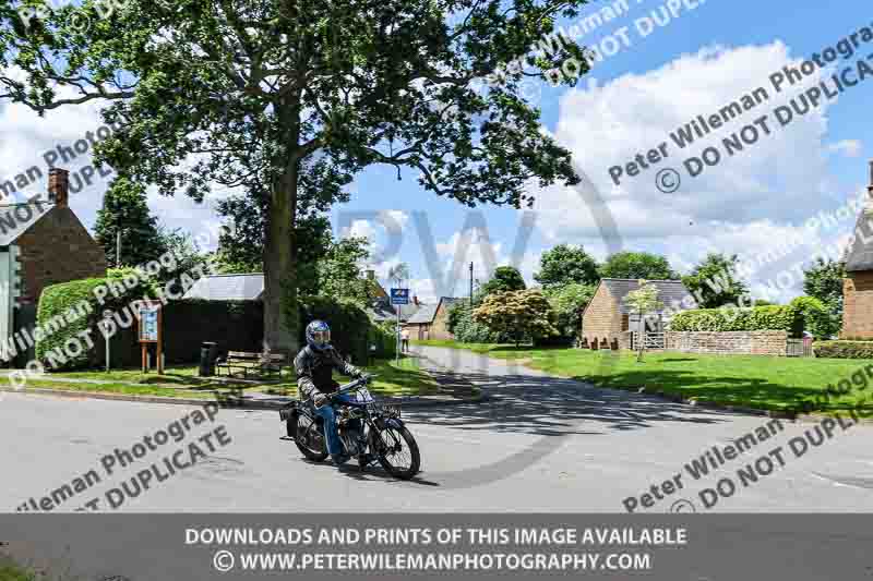 Vintage motorcycle club;eventdigitalimages;no limits trackdays;peter wileman photography;vintage motocycles;vmcc banbury run photographs